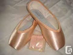 10 odd facts about pointe shoes - The 