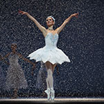Jennifer Stahl in Tomasson's Nutcracker. (© Erik Tomasson)
